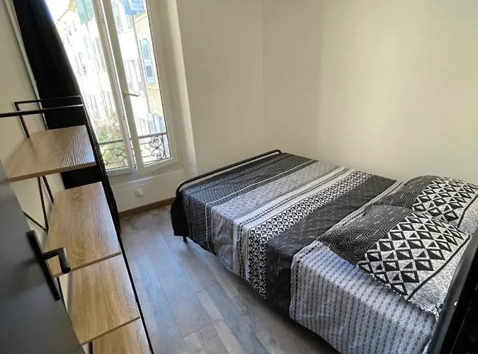 Babiloc Industriel דירה רייה